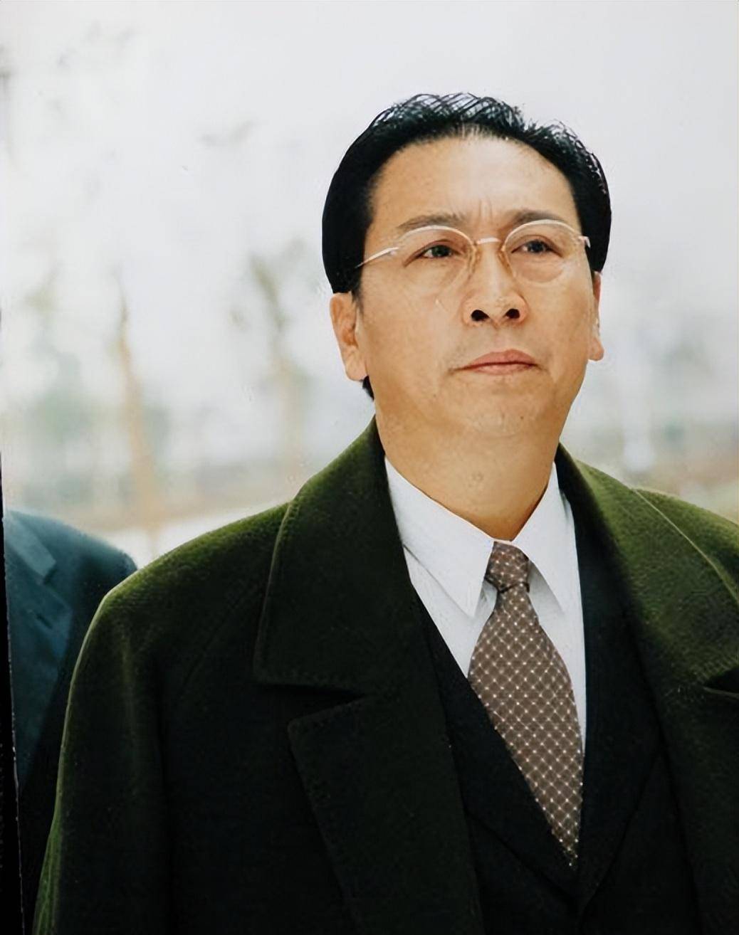 其中饰演国学大师"辜鸿铭"的演员毕彦君也凭借此剧再次走入大众视野