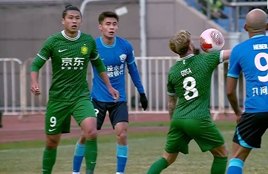 1-0!国安"本土三叉戟"显神威,后防实力堪忧,李磊贻误战机