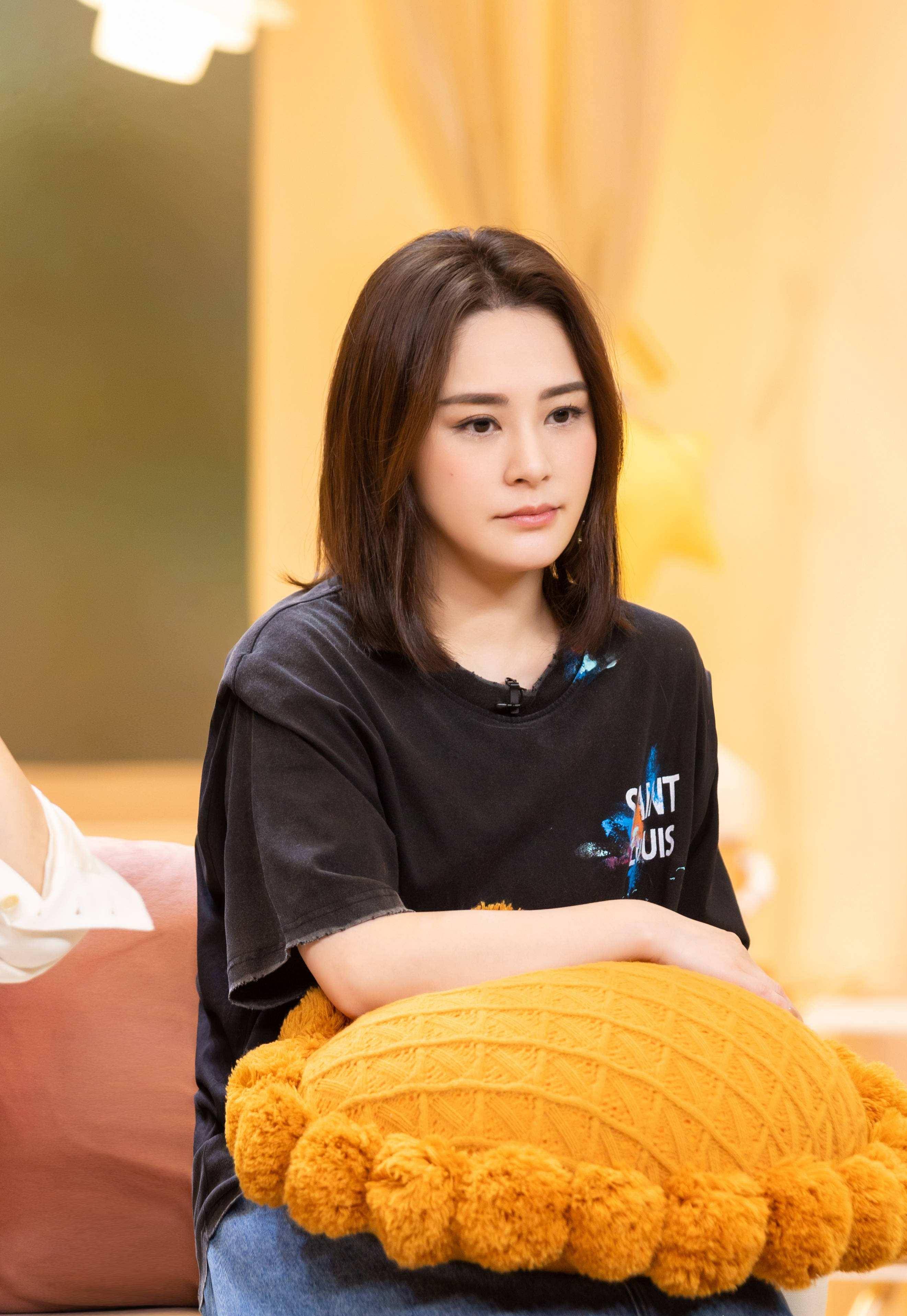 明明可以幸福美满,却因年少轻狂被雪藏多年,钟欣潼如今后悔了吗