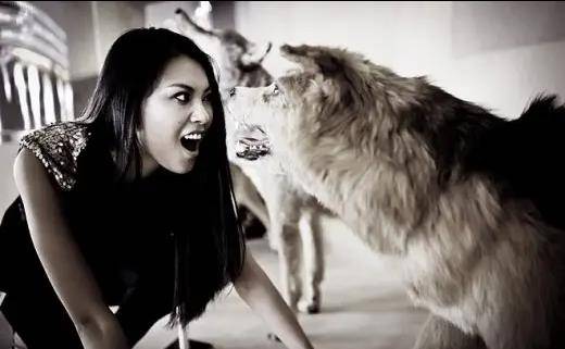 原创世界小姐于文霞农村出生曾过保姆热心活动被赞胜过李嘉欣