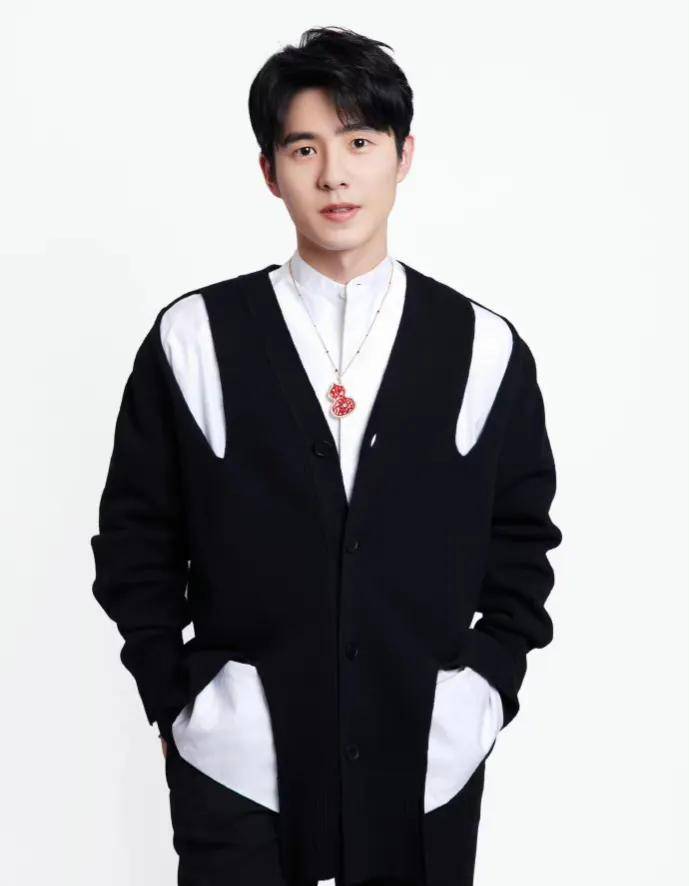 娱乐圈大瓜,周冬雨和刘昊然疑似领证结婚,第二波网传恋情实锤?