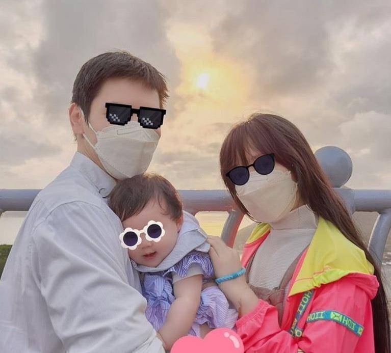 药水哥口嗨向佐,向太称其是无名小卒,药水哥秒怂称是郭美女粉丝