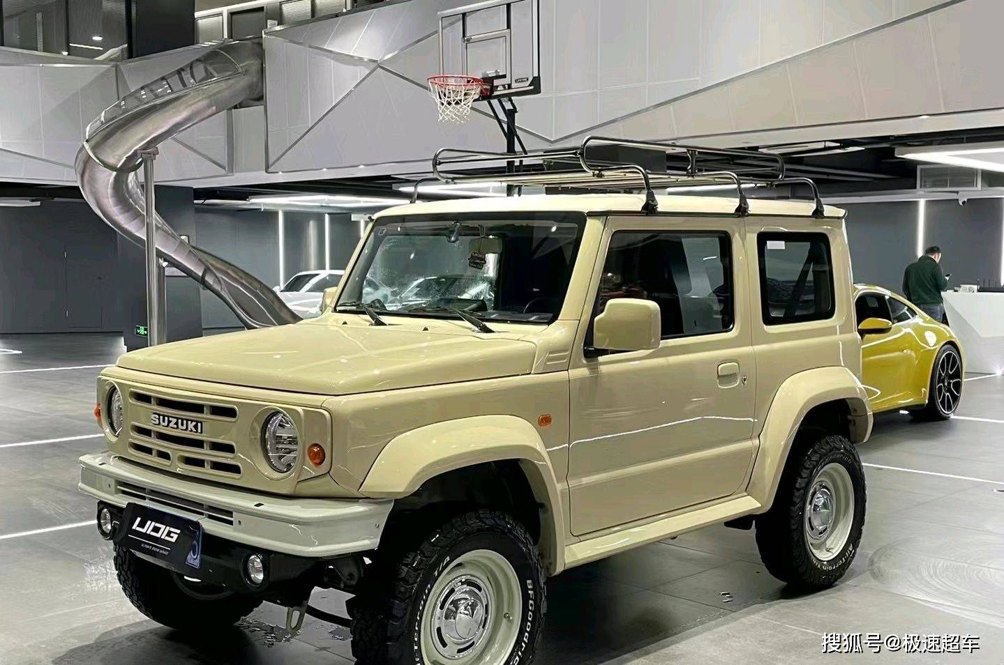 铃木吉姆尼"复古版"曝光,个性元素更丰富_搜狐汽车_搜狐网