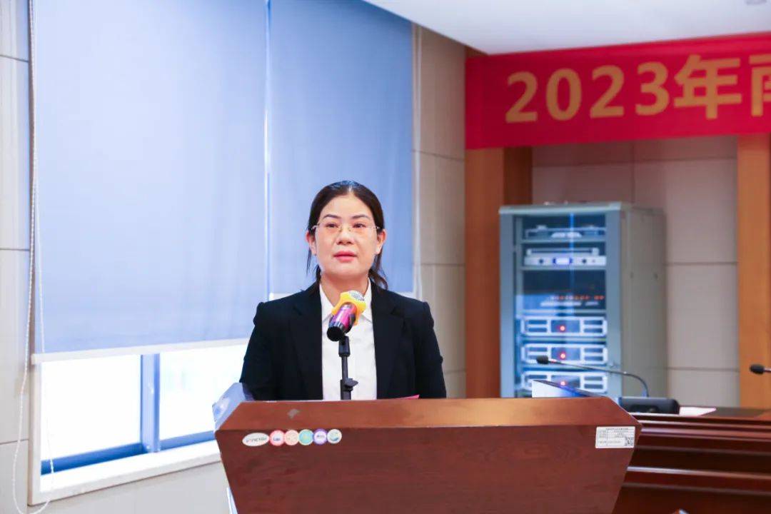 南博集团创始人兼董事长刘东风出席会议并发表重要讲话,董事长助理