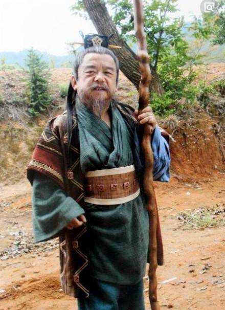 "中国第一矮星"陈三木:身高1.