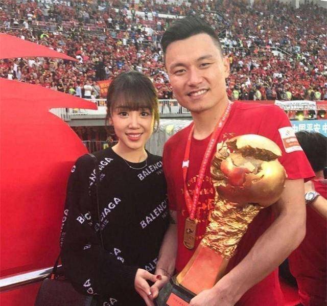 原创郜林近况30岁校花妻子入住新豪宅兼职副业成焦点