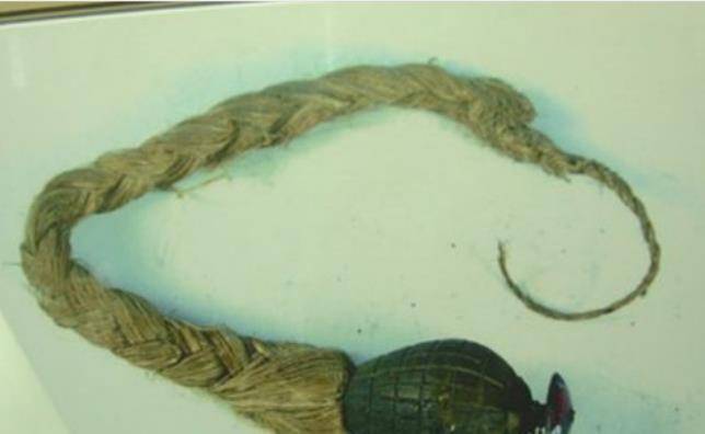 3.马尾手榴弹,对于手榴弹大伙都不会陌生.
