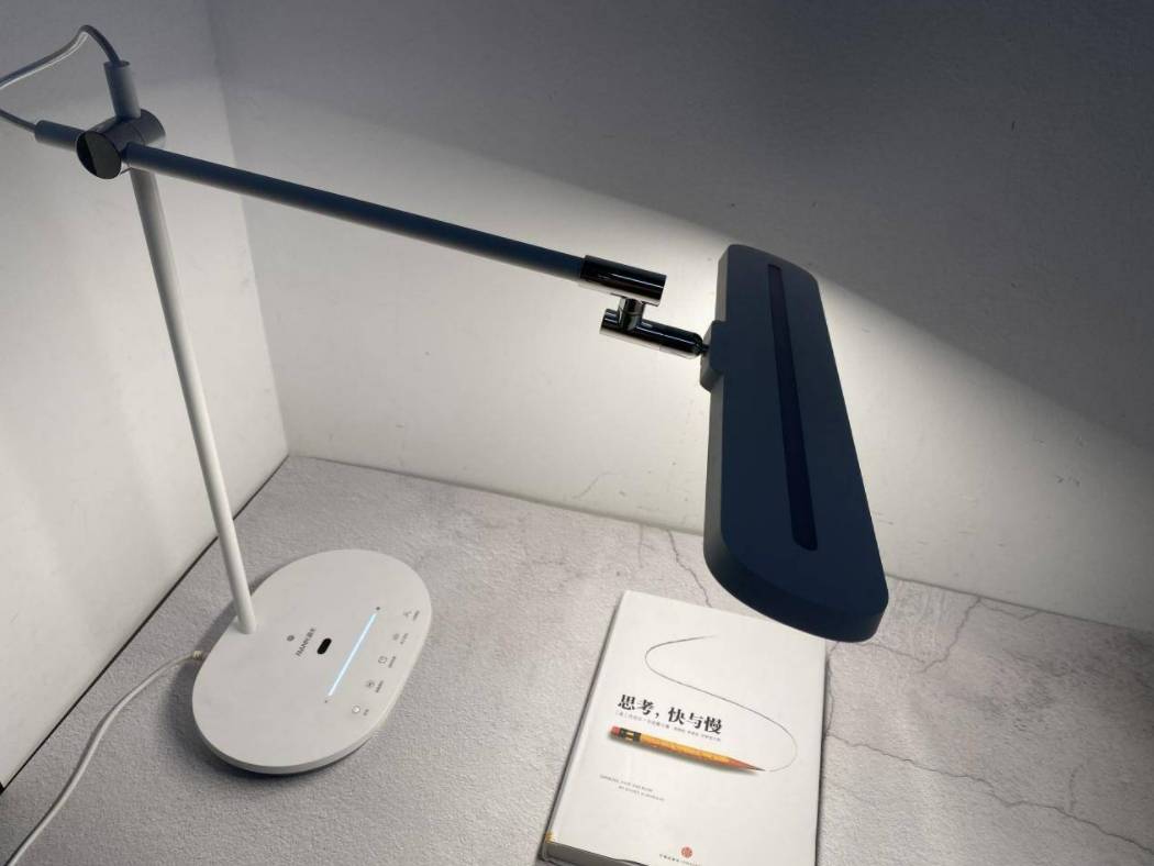 护眼灯真能护眼吗?保护视力必入的五款护眼台灯