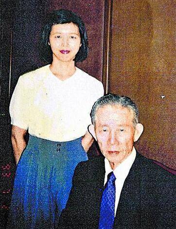 原创杨娇丈夫当上台湾首富50岁的她却带3千元赴美打工分居至死