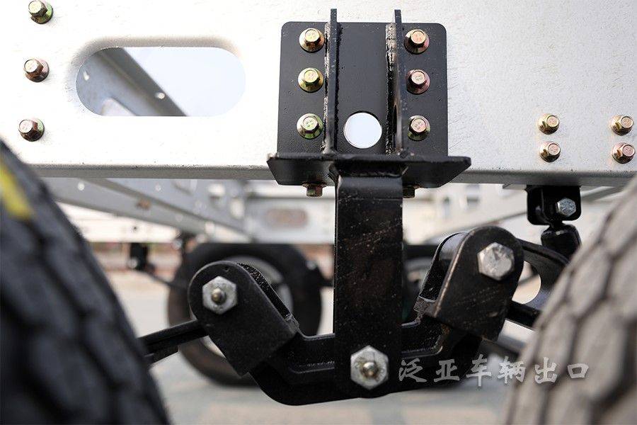 移动多功能拖挂房车底盘_搜狐汽车_搜狐网