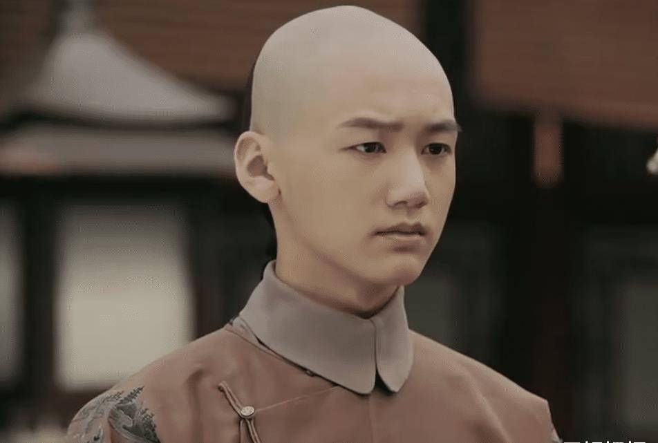 孙傲和焉栩嘉长得还