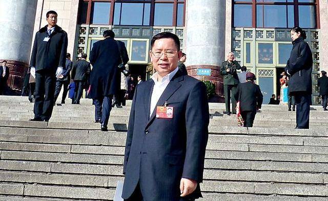 原创江西一个放牛娃用9平米房间创造289亿身家成中关村传奇人物