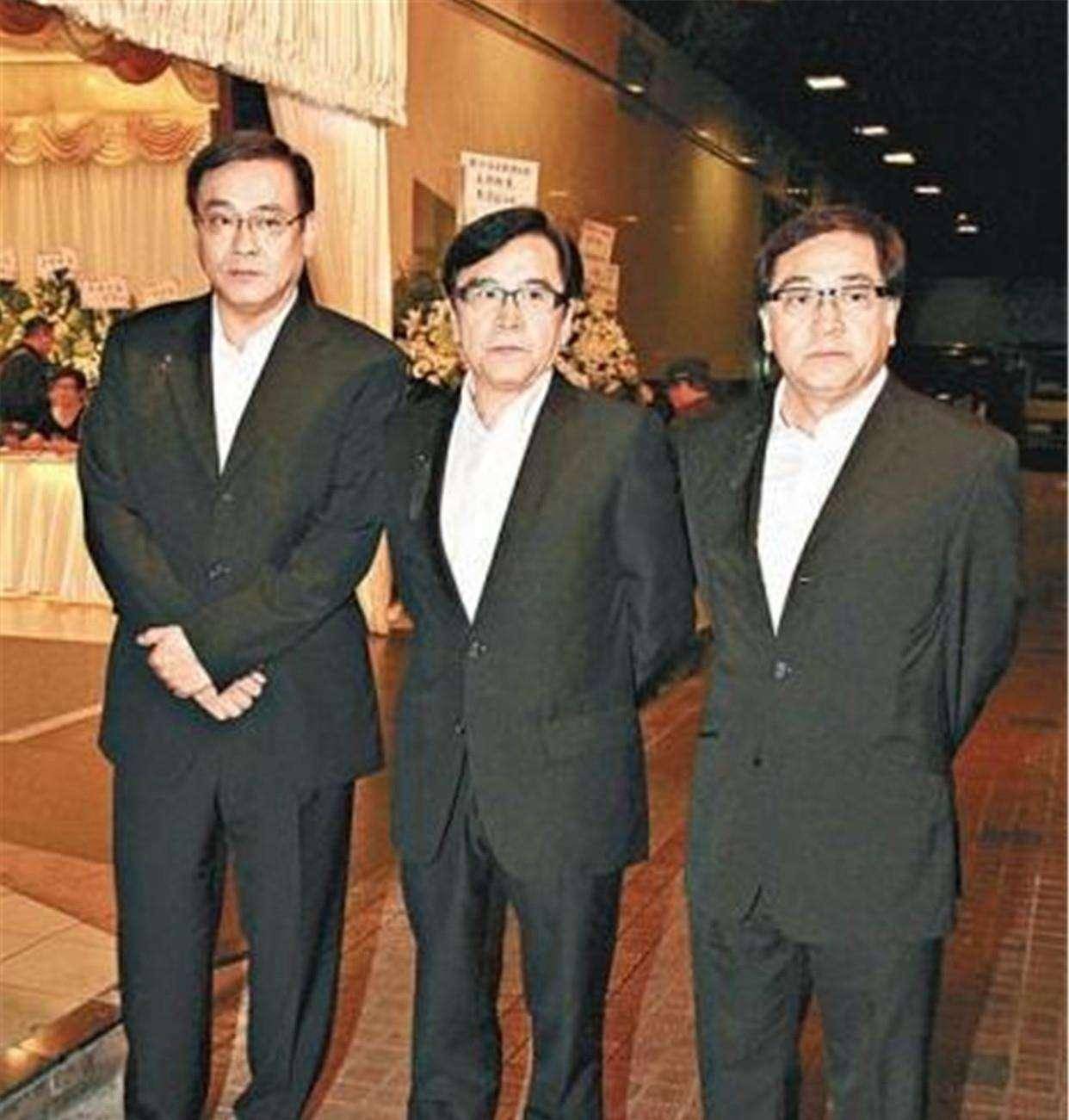 港娱最强三兄弟,尔冬升秦沛姜大卫是一个妈生的,为啥都不同姓?_电影_