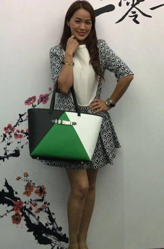 tvb绿叶打散工助哥哥圆梦,初入行不被父亲认可,认为其不适合_李漫芬