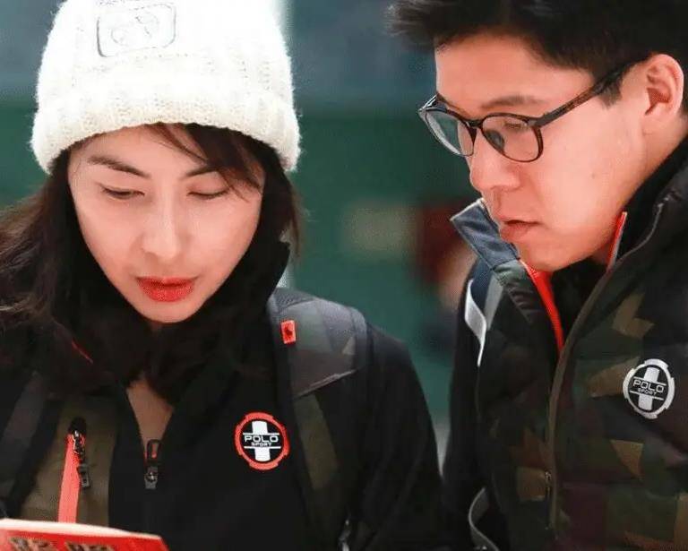 "百亿儿媳"郭晶晶:挽救霍启刚花天酒地,霍家却公开感谢她下嫁_梅西