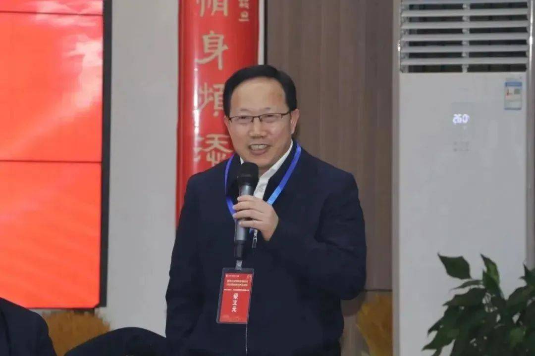 中南大学院士艺术家和回湘校友迎春座谈会在中国湖南自贸区医械园召开