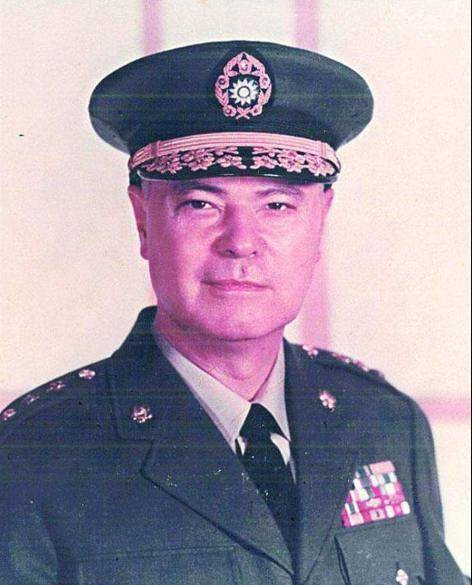 儿子为保留中国籍将父告到法院,后成上将衔_何世礼_张学良_何东