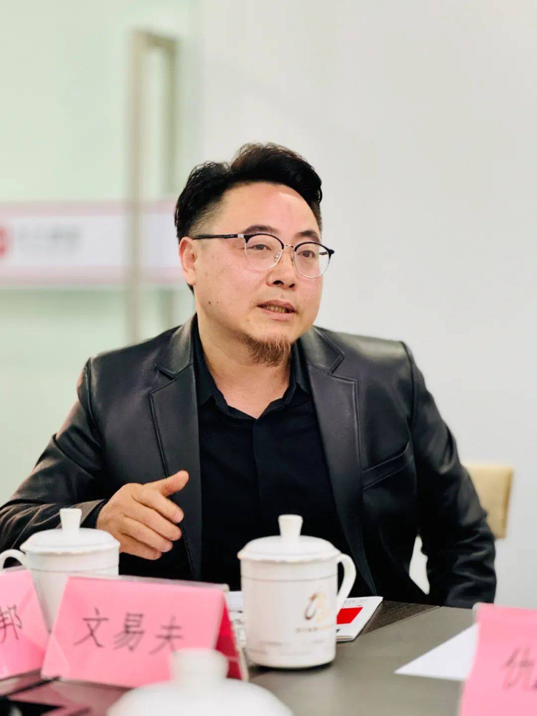 一场关于白酒文创设计的"头脑风暴"_成都_消费_酒类