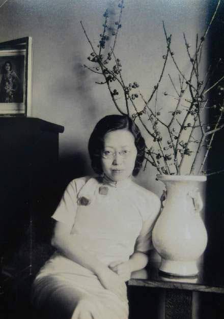 原创父亲不留遗产母亲远走异国姐姐失联31年张子静被爱负一生