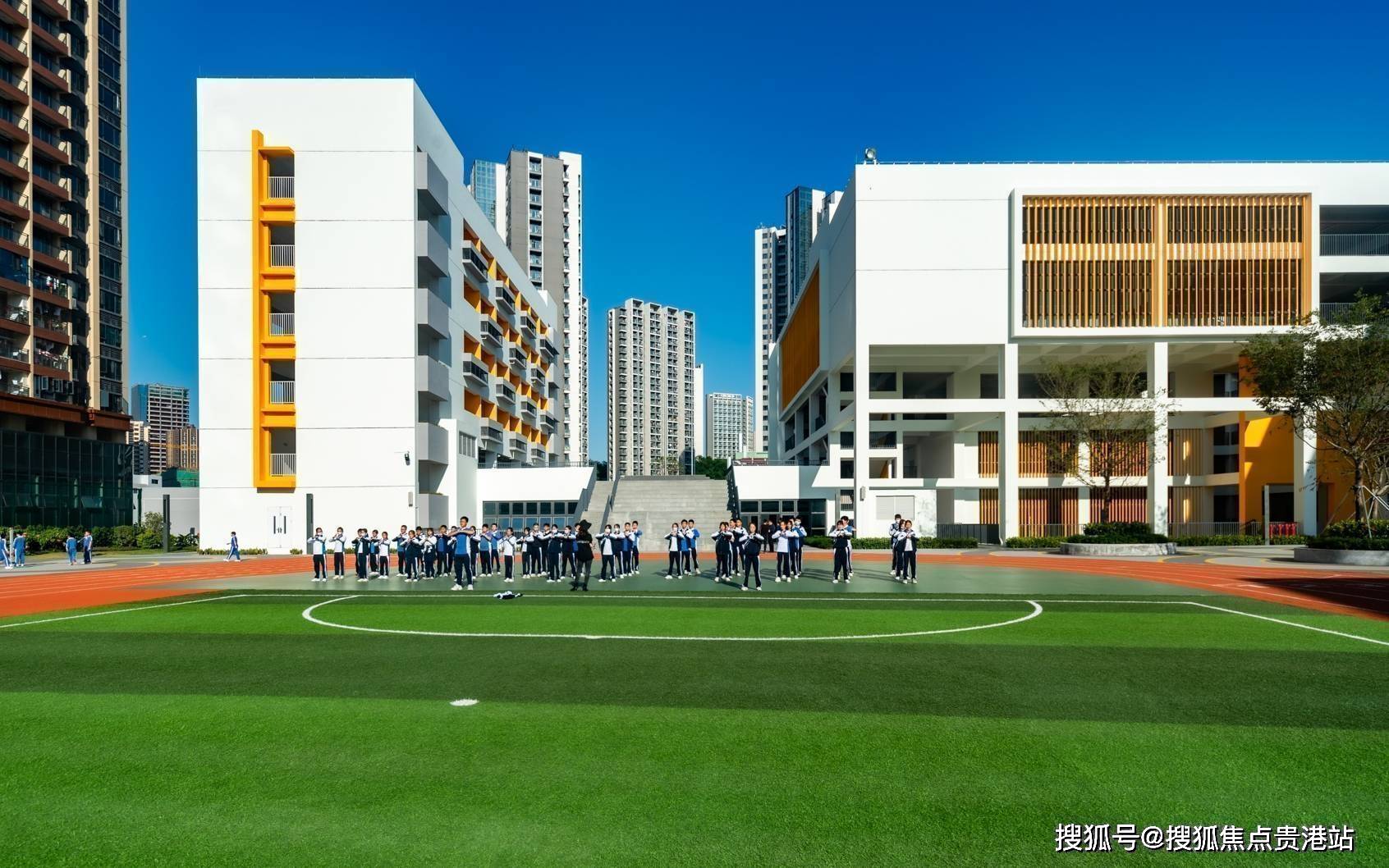 深圳信义君御山居附近哪些小学和中学学区是什么学校