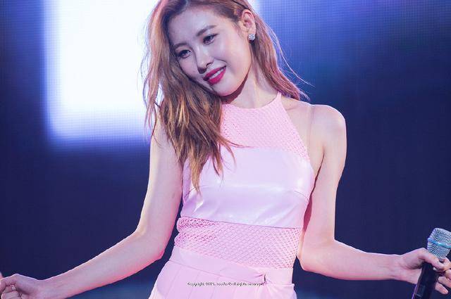 想出道却被sm公司拒绝,终在顶级女团大势_宣美_时尚_girls