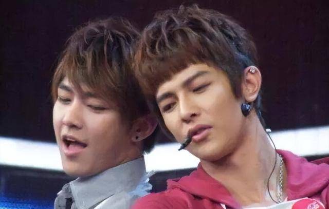 可恰恰是,这些年飞轮海无法完全合体,原因就出在炎亚纶和汪东城身上.