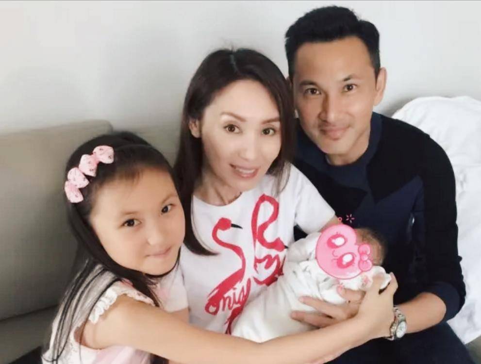 富家千金郭可盈曾是tvb花旦下嫁穷小子林文龙婚姻一地鸡毛