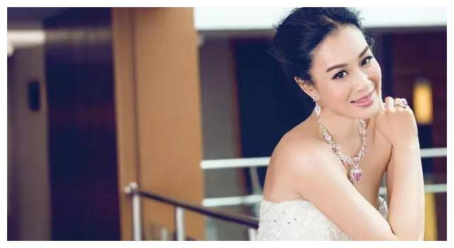 钟丽缇生下4胎的背后你知道她为什么这么拼吗