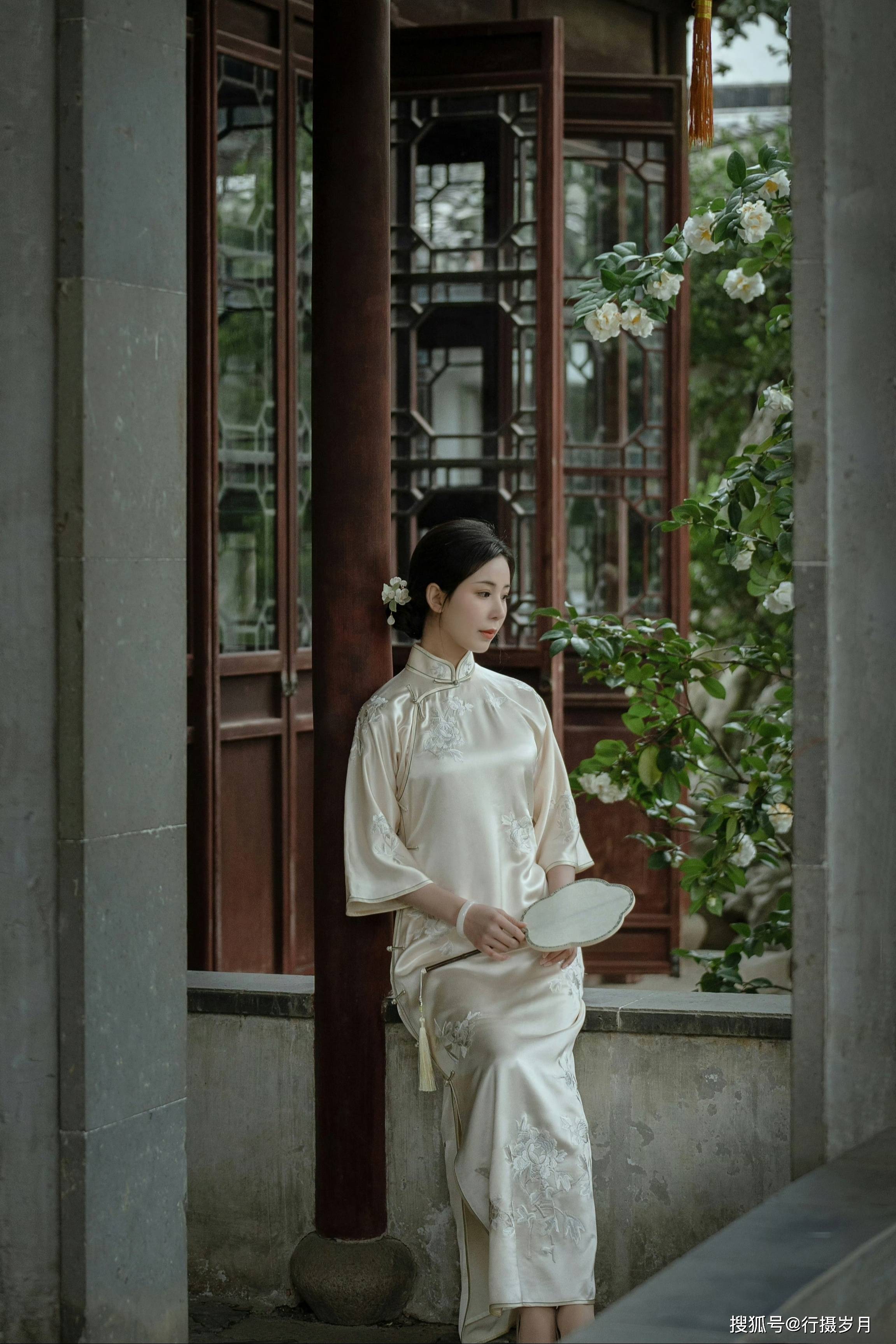 浅弹流年,深诉衷情_人生_岁月_时光