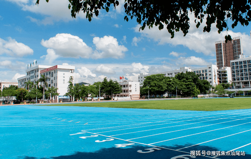 售楼处电话:400-088-3336【营销中心】最近的可以读光明小学,光明中学