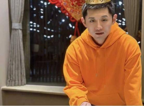 原创因赌博欠下百万债塌房明星张继科36岁生日无一人祝福凄惨不已