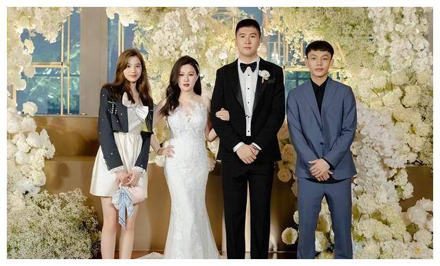 宏远消息:徐杰与女友团聚,赵睿卧床静养,阿联认为广东梦之队