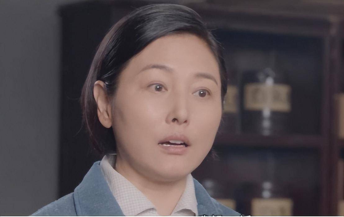 女星的颜值杀手,年轻时容色倾城的美人,如今成胖大婶_岁月_丛珊_生命