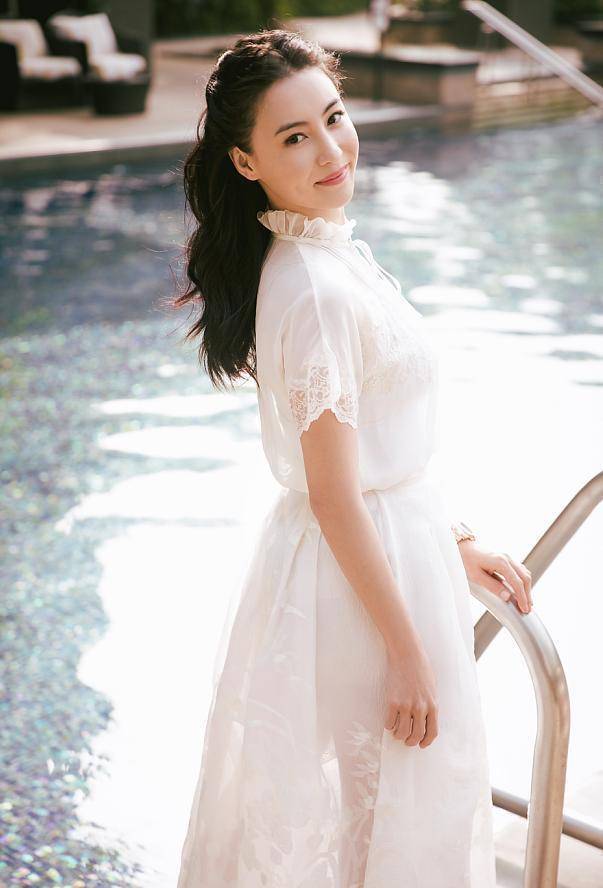 原创小林青霞近照曝光2个月从125斤瘦到95斤2个方法谁用谁瘦