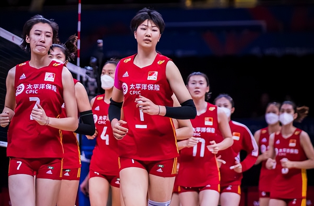 28岁袁心玥官宣喜讯,留洋开启职业生涯新篇章,父母开心_中国女排_队伍