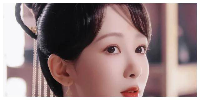 独领风骚,票房奇迹再现,无人能敌._杨紫_活动_实力