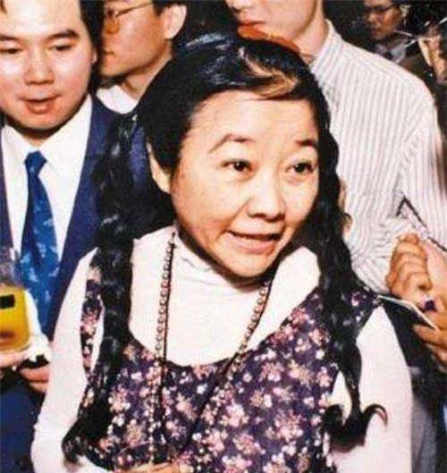 原创丈夫被绑妻子付3000万美元赎金仍未见人她将830亿家产全捐了