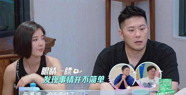 自从菜上了桌,李伯恩眼睛里都在放光,但是赵奕欢看着他吃,一直都在