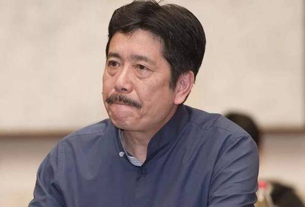 鲁迅长孙周令飞,年过60岁仍以宣传鲁迅盈利,业界人士:啃得好_先生