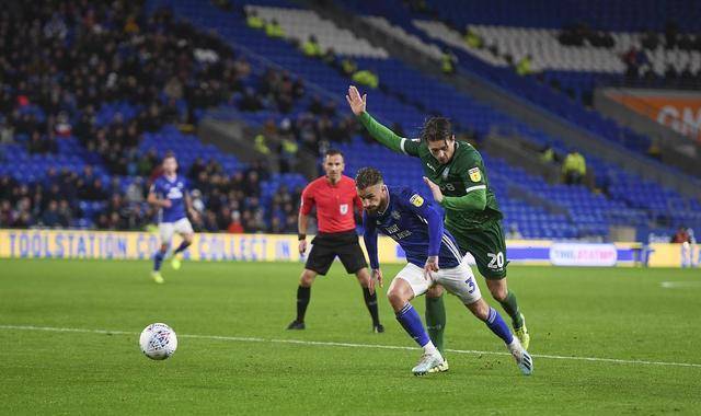 原创谢周三状态火热力争保级成功利兹联锋线进攻有所下滑