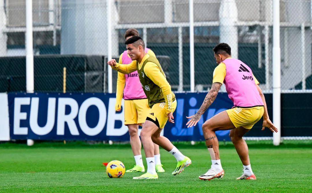 原创尤文中场又伤一个阿尔卡拉斯至少缺阵两周霍伊别尔今夏加盟