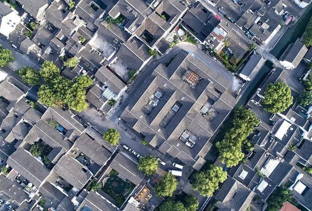 天健山棠春晓别墅售楼处电话4000000460转6868售楼中心