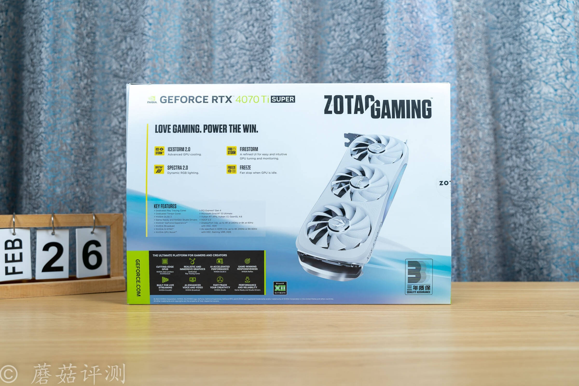 原创清新素雅完美适配白色主题机箱索泰rtx4070tisuperoc月白显卡评测