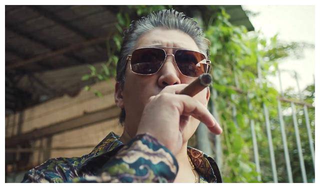 原创猎冰男主角多次更名披发新面容张译心中究竟看到了