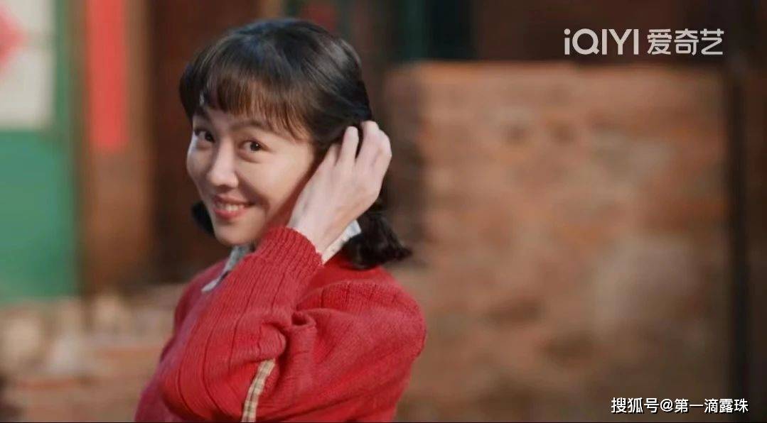 在国内演艺圈里,宣璐和姜妍是公认的像.宣璐在《与凤行》中饰演琉羽.