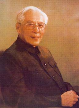 1943年,周培源在加州理工学院做访问教授,美国移民局邀请他加入美国