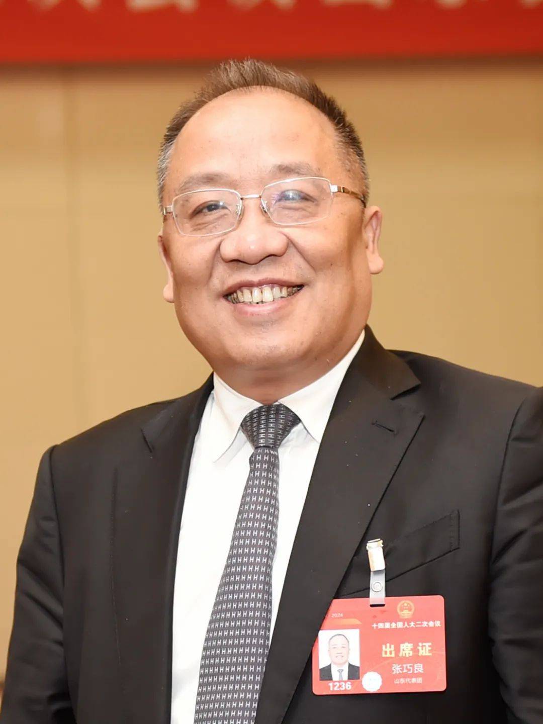 张巧良代表马慧娟代表梁倩娟代表蒋胜男委员陈小妹代表丁德芬代表对于