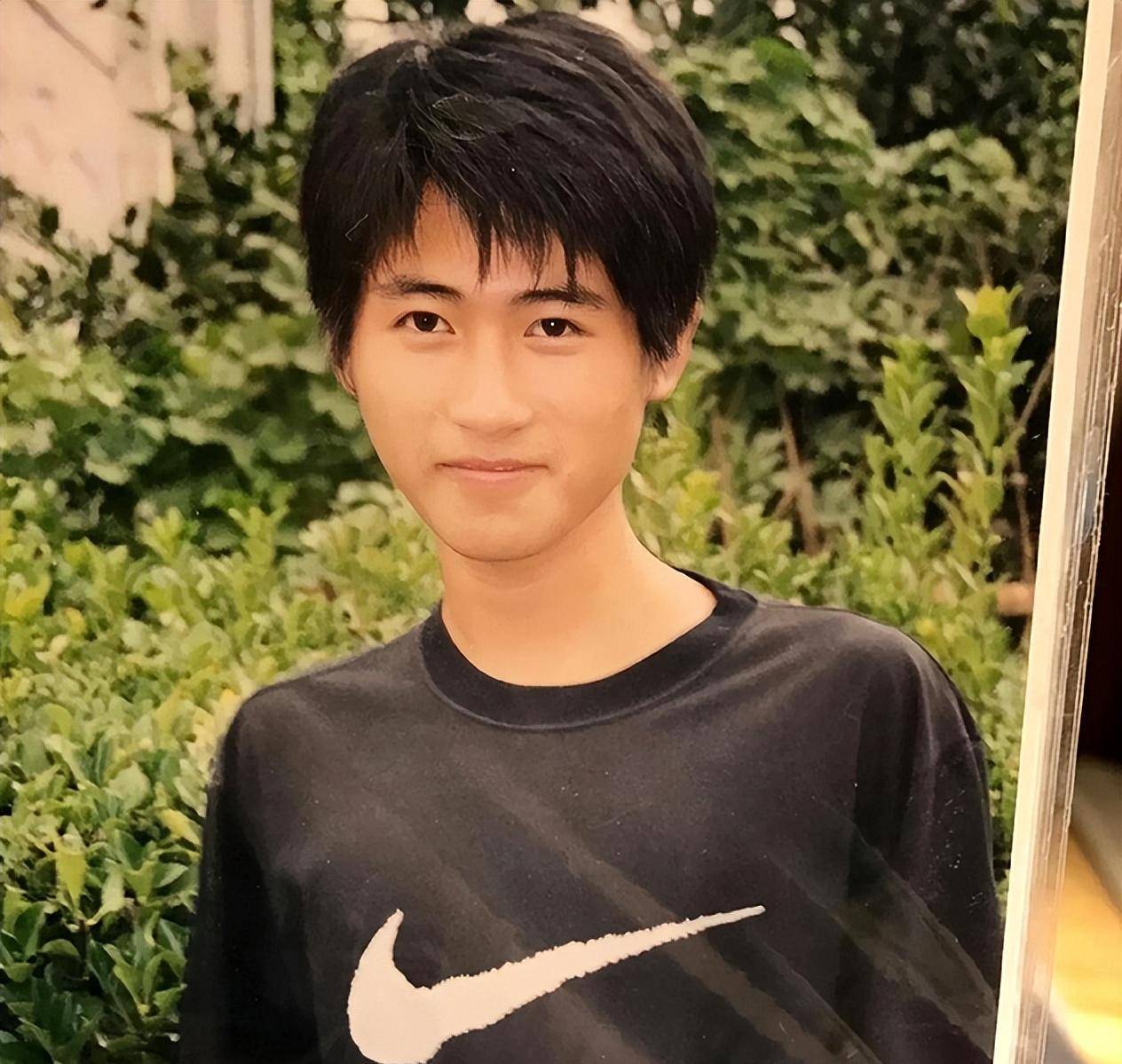 韩寒这12年解不开的心结全拍在了飞驰人生2里