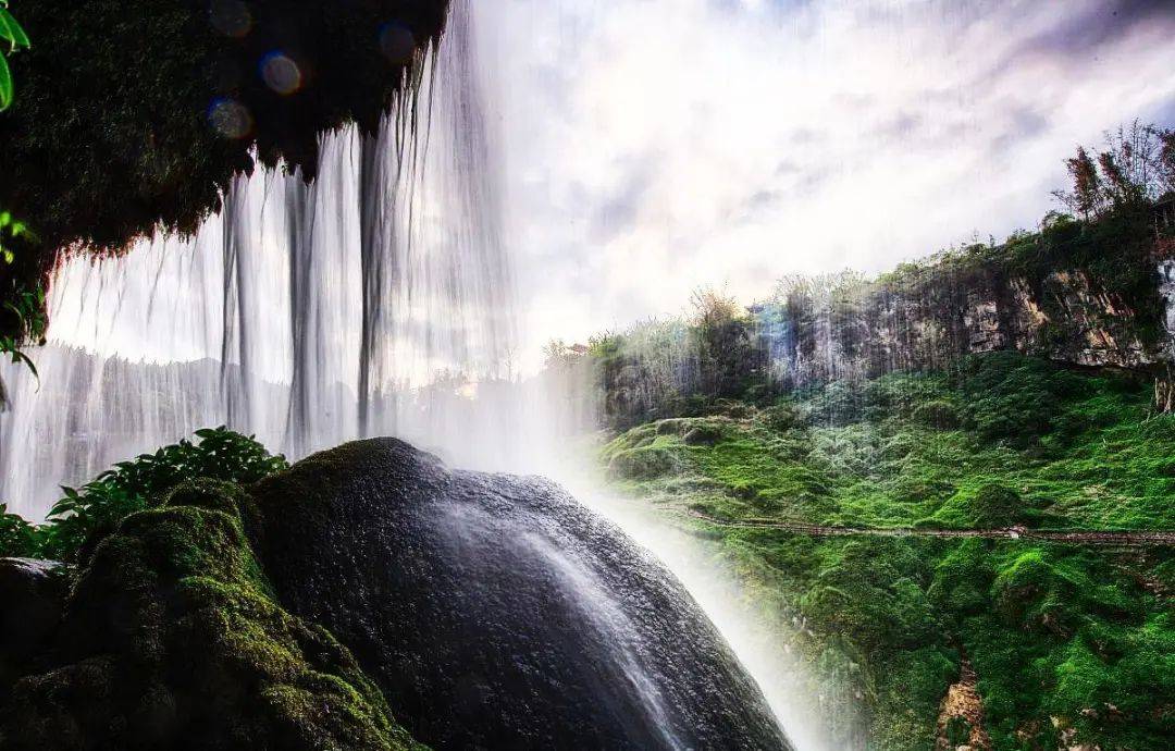 中国最美的天上仙泉黄果树瀑布