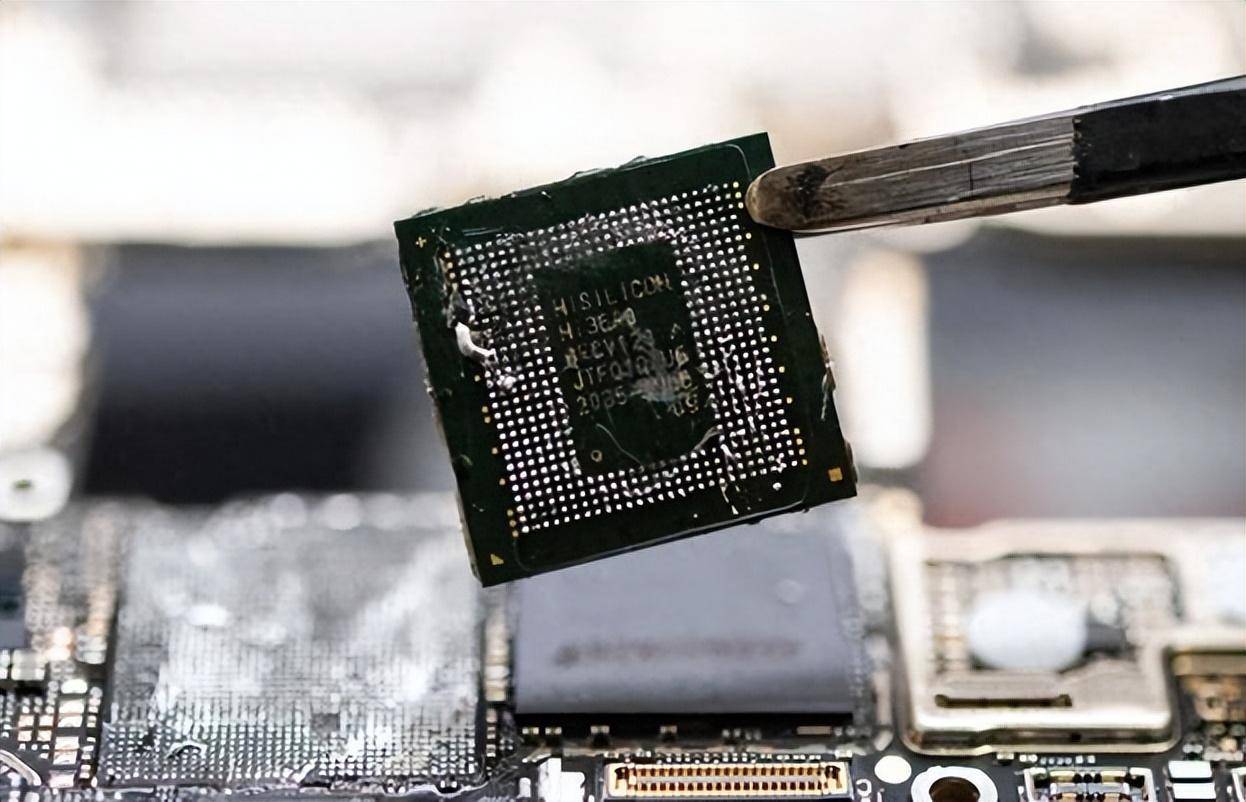 原创出乎预料这不是等于助攻麒麟9000s了吗这个价格安卓难以承受